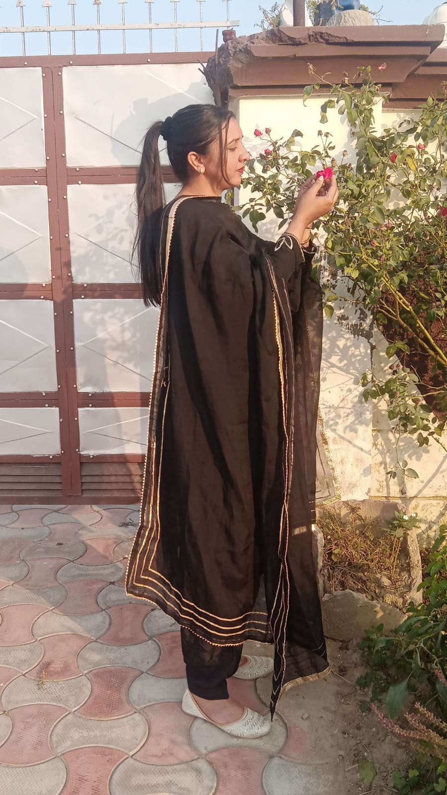 nimmidhaliwal1111 profile photo