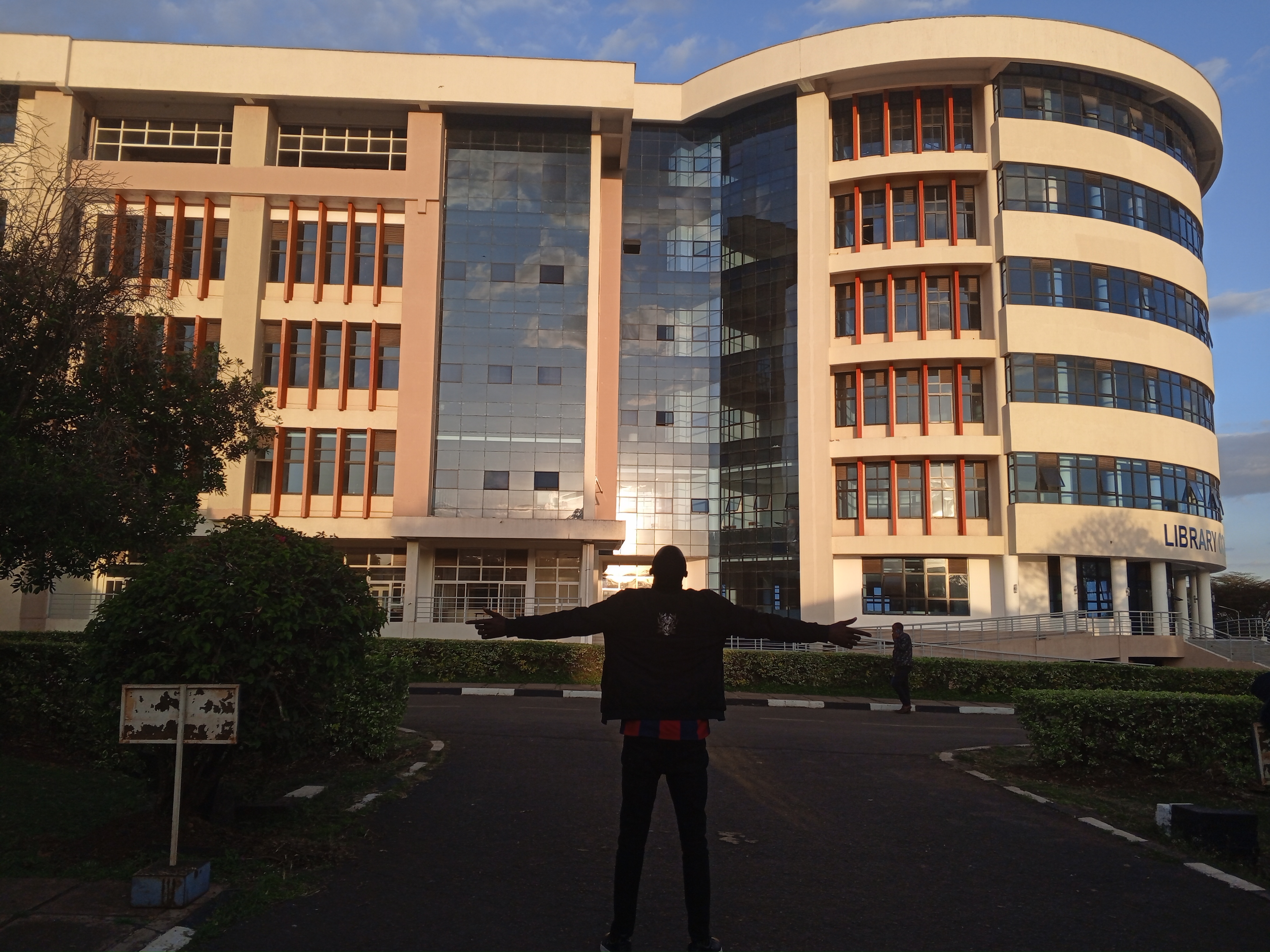 ianagala profile photo