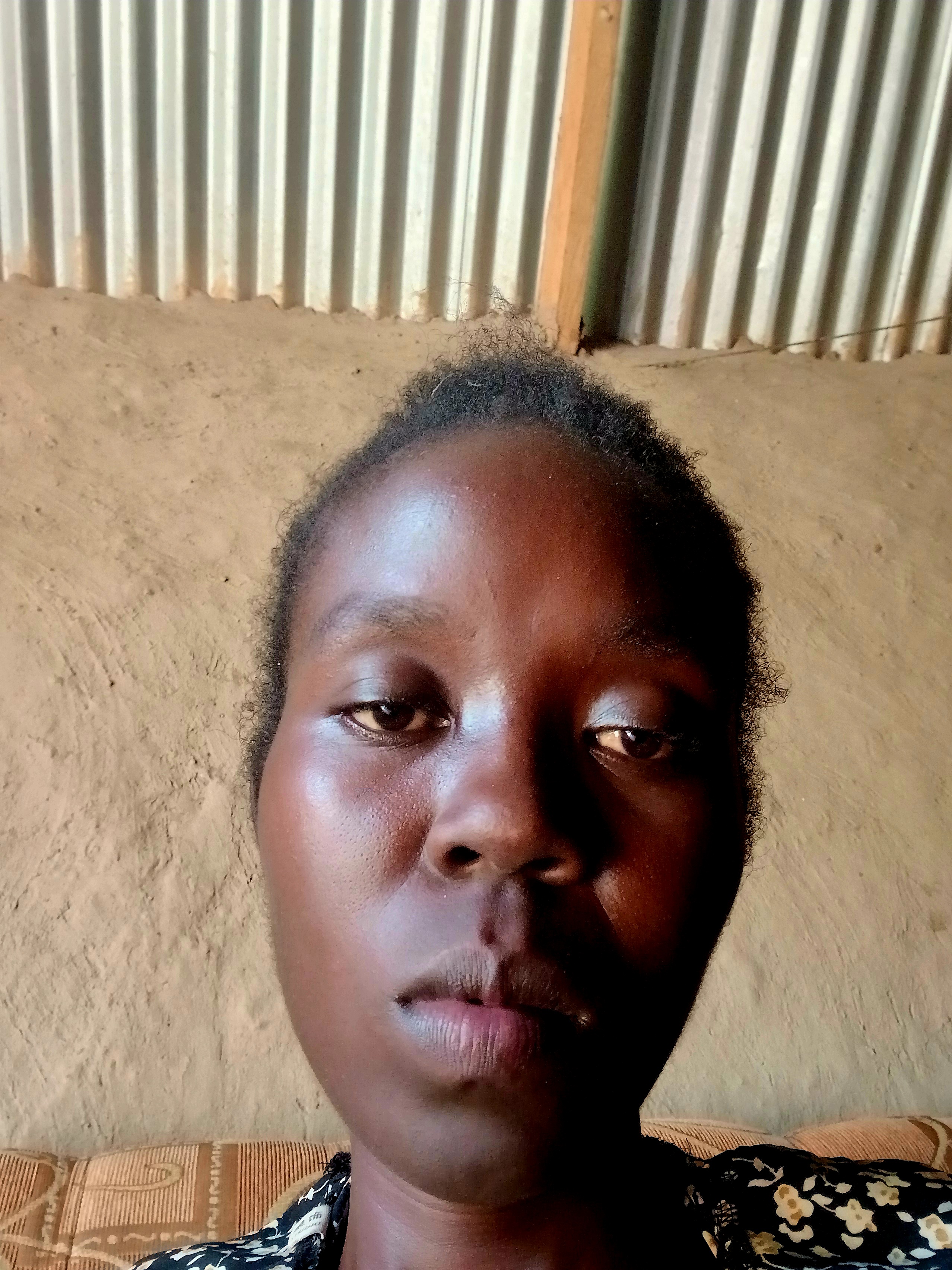 savaiesther722 profile photo