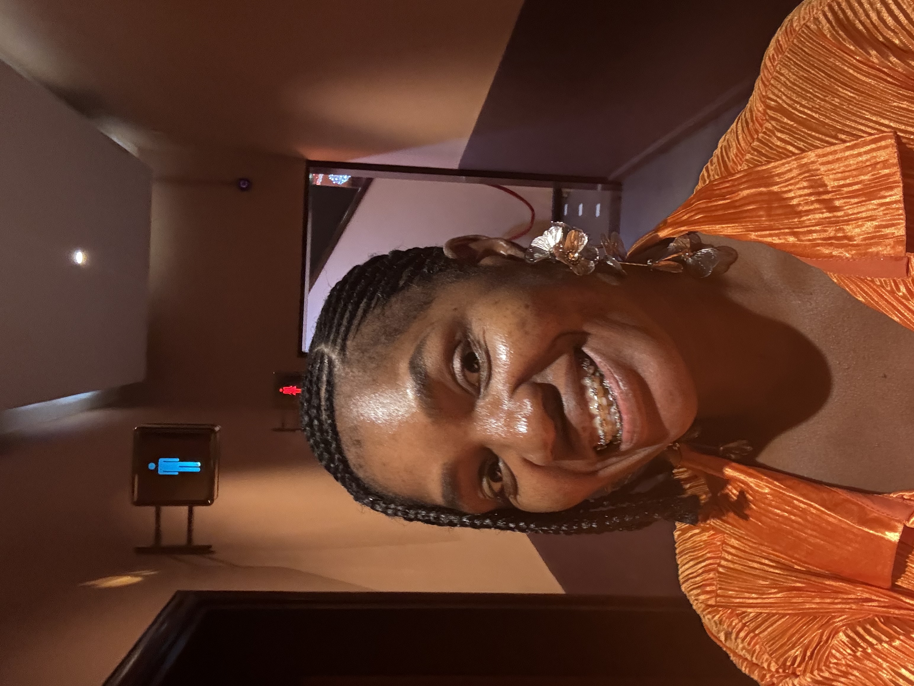 Eloramore profile photo