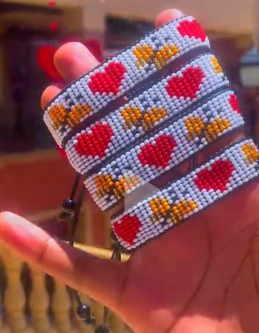 HUZU CREATIVES  profile photo