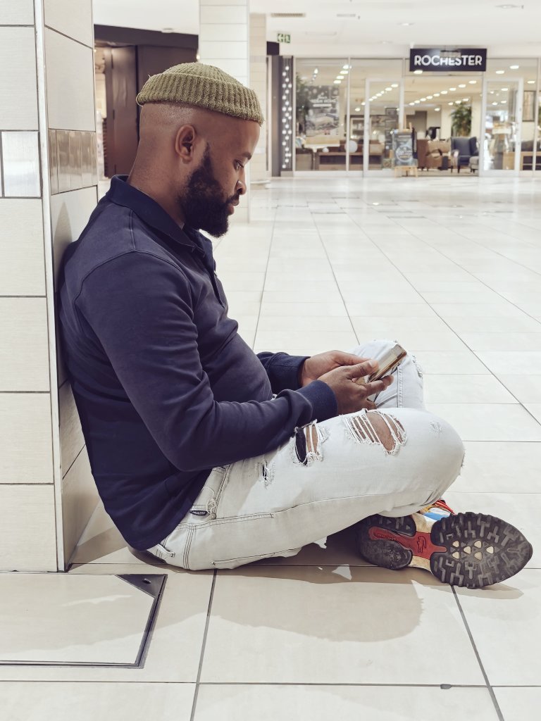 mphophos profile photo