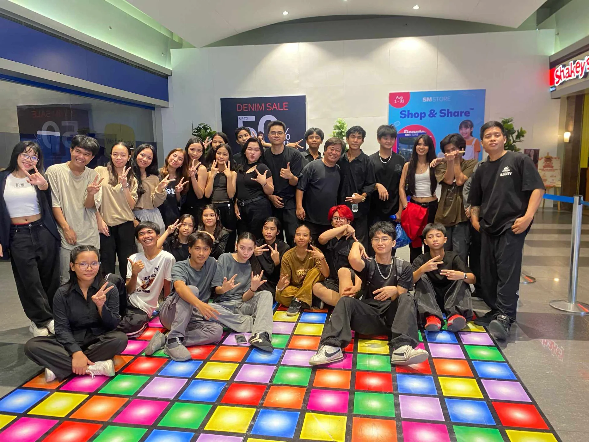 received_4241289289439955