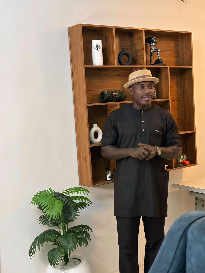 F943FEA6-AE92-464B-962C-1001C520315C