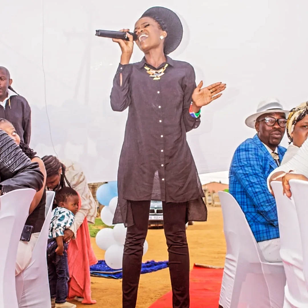 nelisiweb2 profile photo