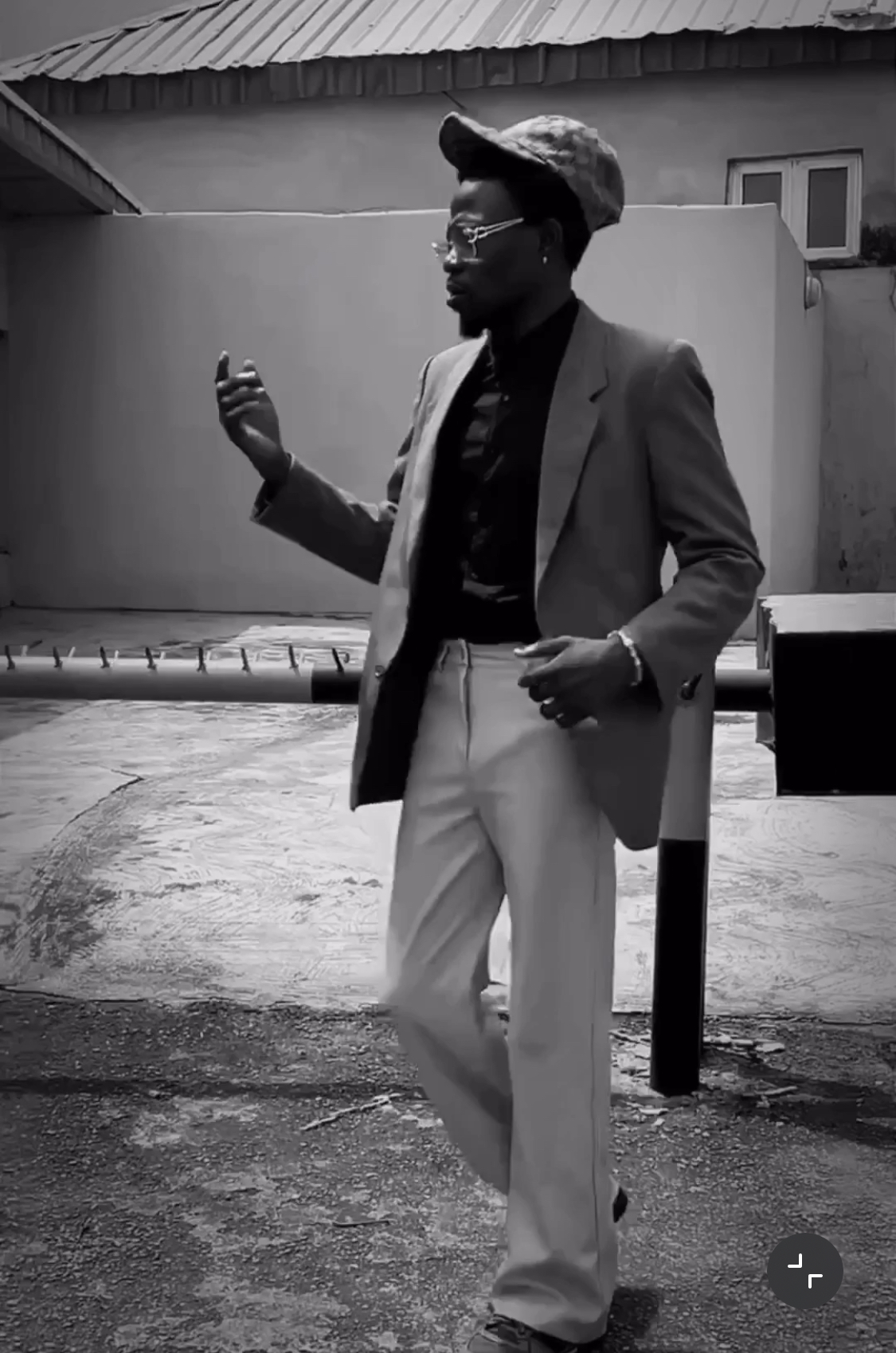 71E9FFAF-2C6B-433A-AC5A-B6033E0C683E