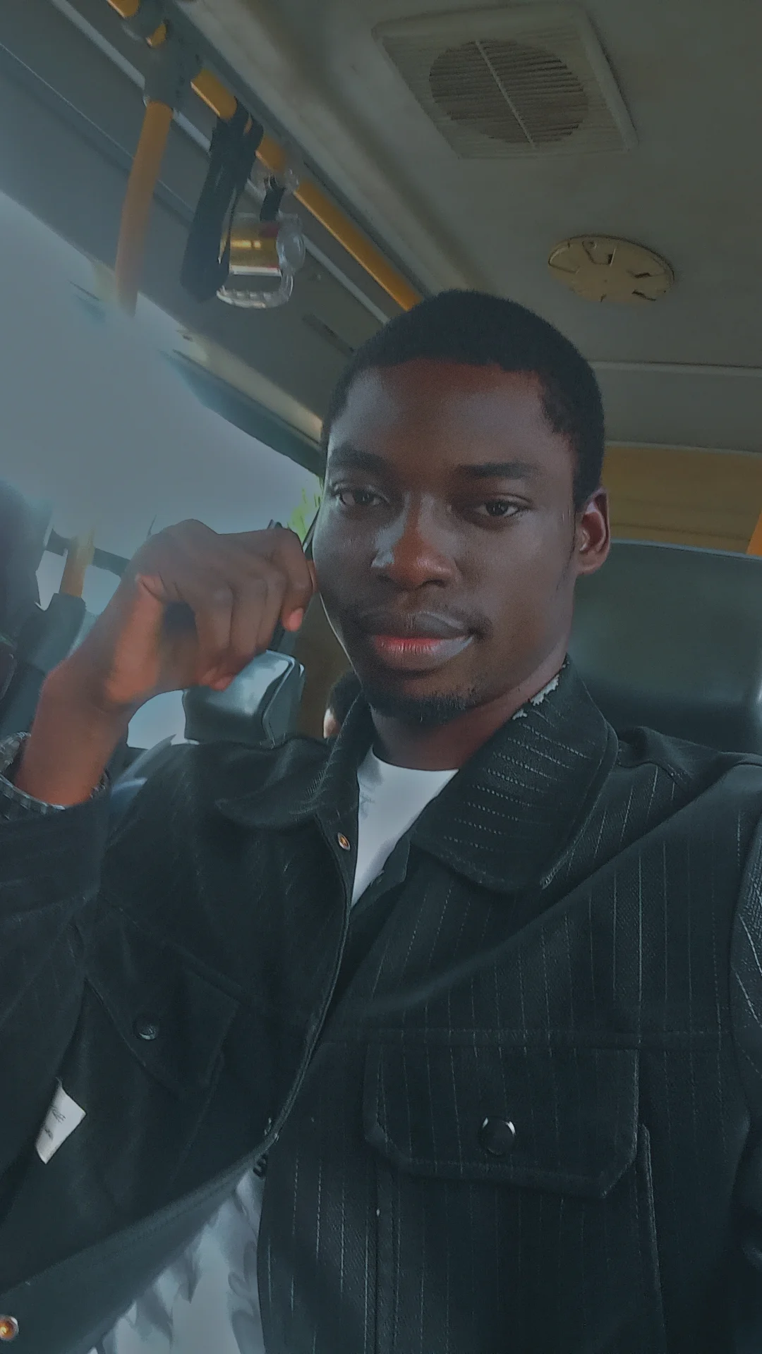 arigoldinteriors75 profile photo