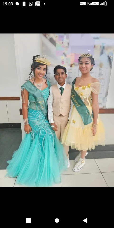 robesoffdifferentcolours portfolio work