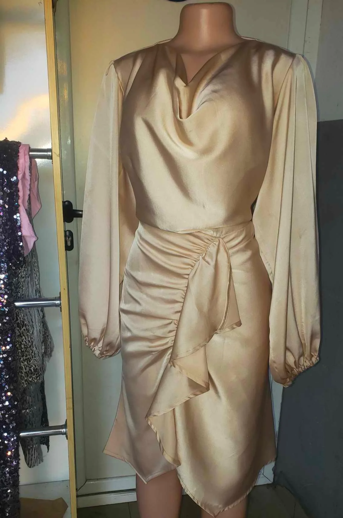 Crawl neckline fancy outfit