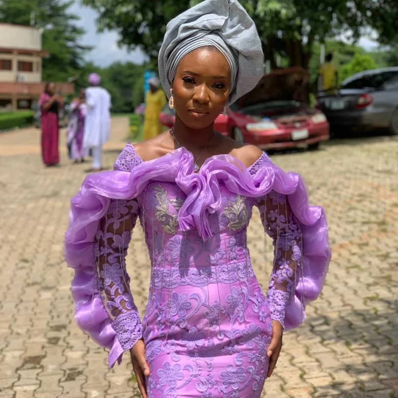 fe33c1c1-b0af-42c8-9930-ce0cf8ed751b