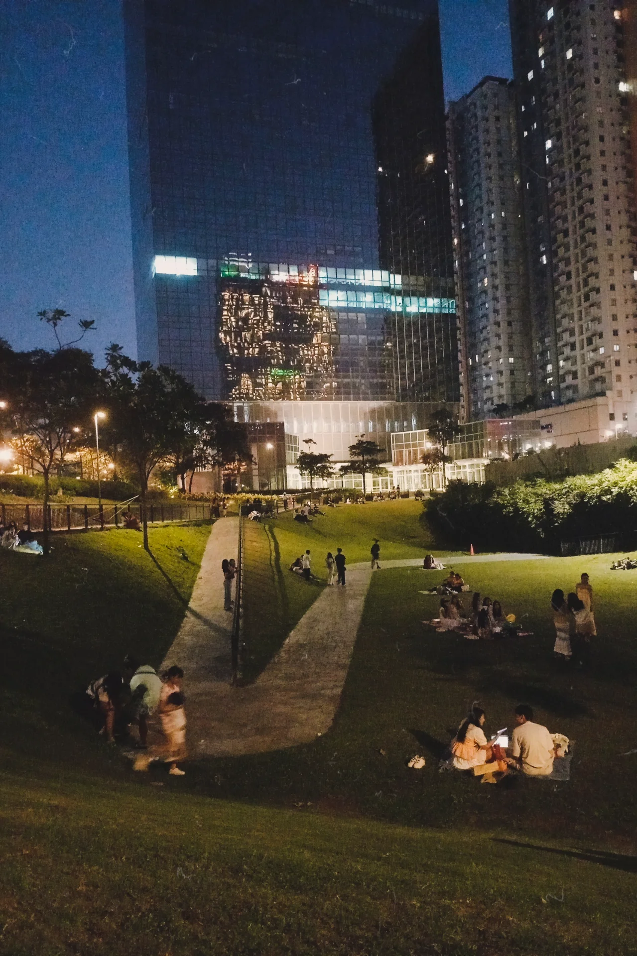 inbound4754395816961408418