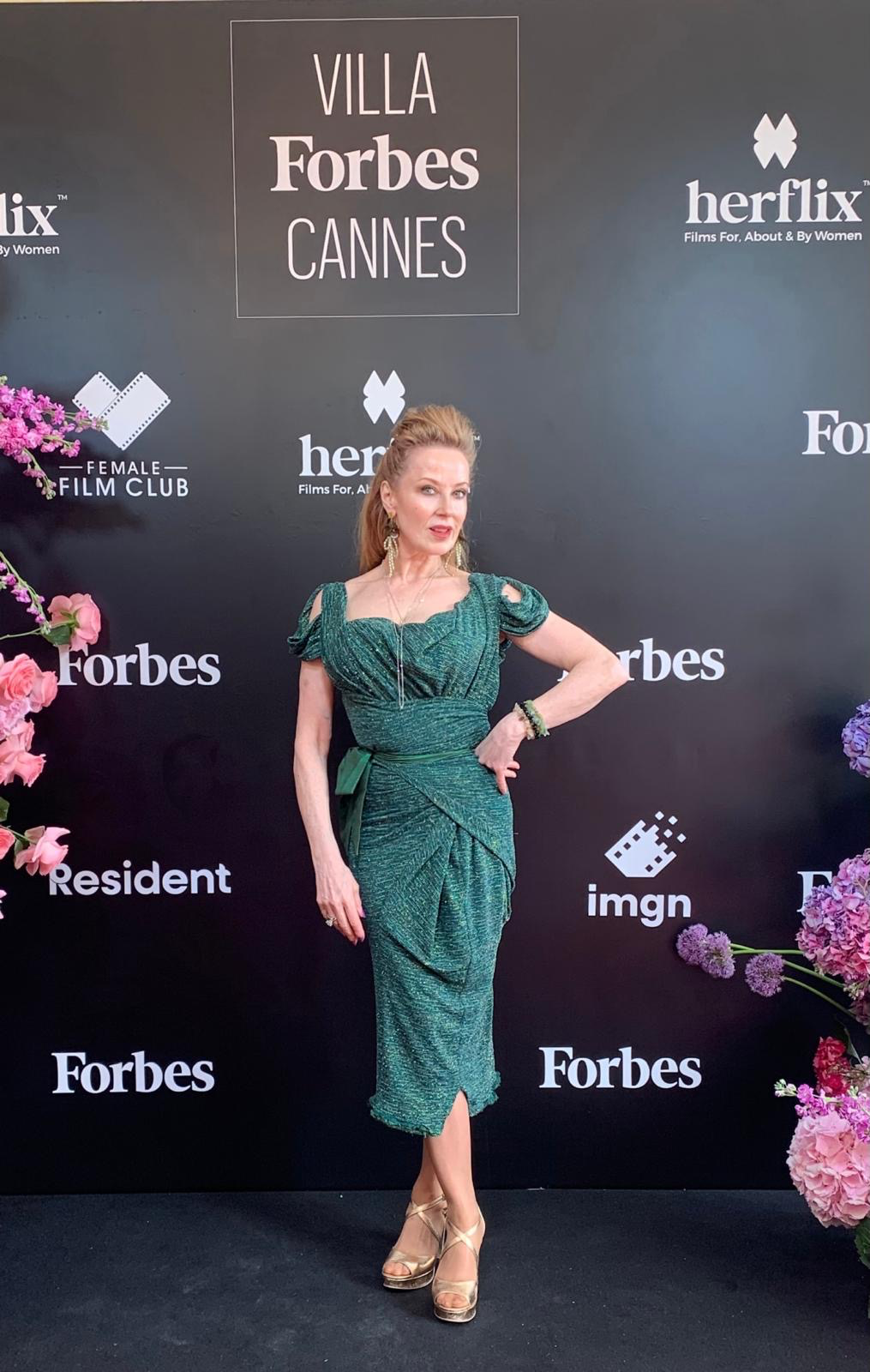 2306affa-f12b-4997-ba38-715fea2f459f