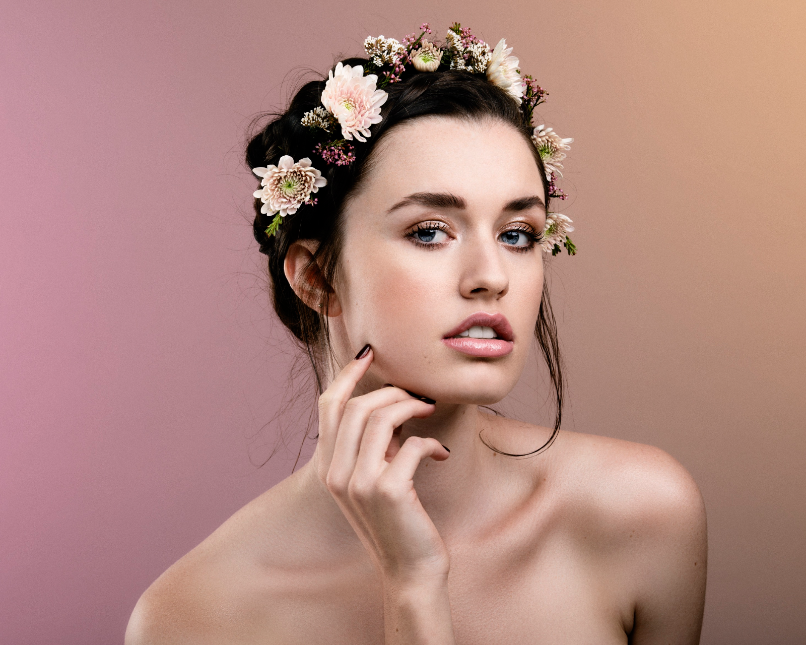 Flowers and pink gloss by maritzverwey, photography — commercial