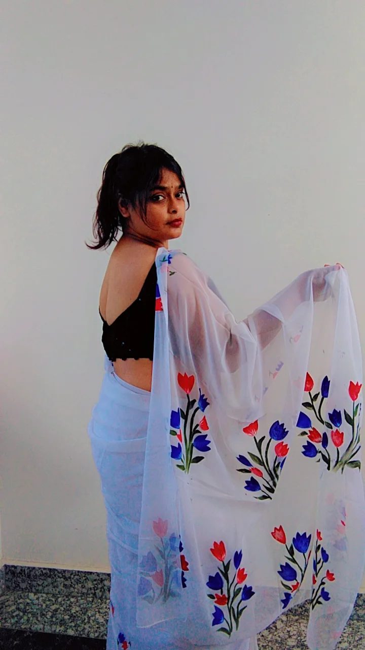 Portfolio by shikha Srivastava , saree painting