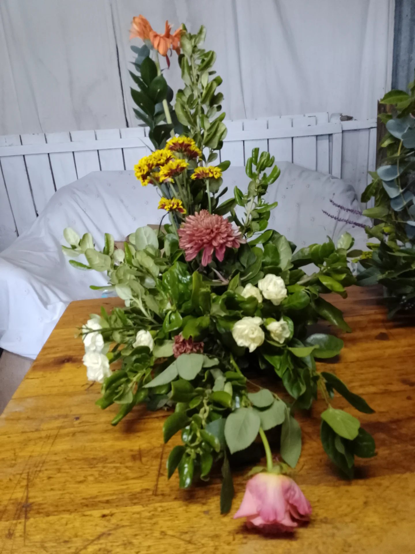 1000097755 by elhaamzenobia, flower arranging